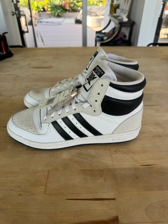 Adidas Top Ten High Top Shoes White and Black size 10.5 NWT